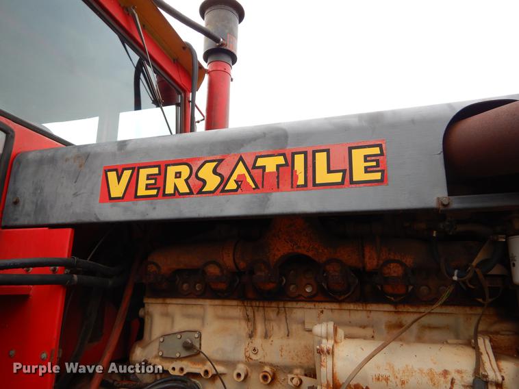 image for item EW9576 1975 Versatile 800 4WD tractor