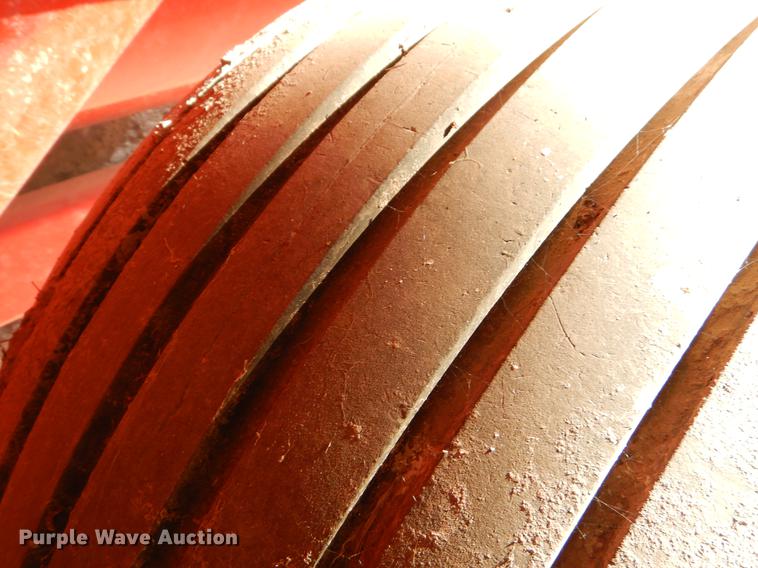 image for item EW9588 Kuhn Knight Slinger 8124 manure spreader