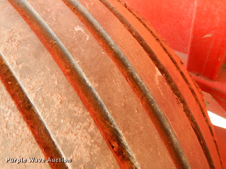 image for item EW9588 Kuhn Knight Slinger 8124 manure spreader