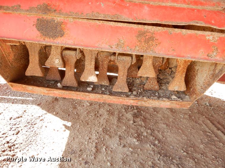 image for item EW9588 Kuhn Knight Slinger 8124 manure spreader