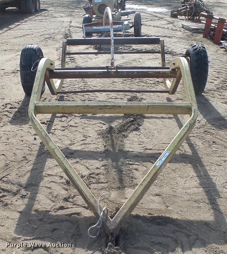 image for item FI9376 Tumblebug hay dolly