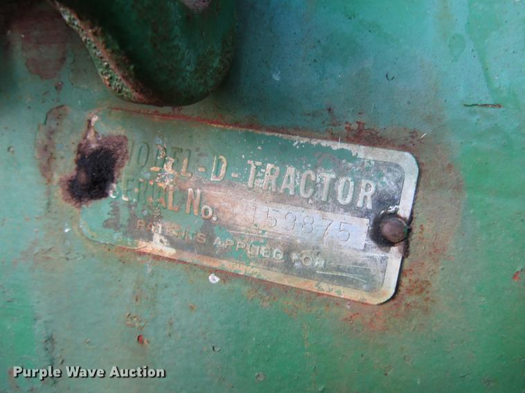 image for item FJ9551 John Deere D tractor