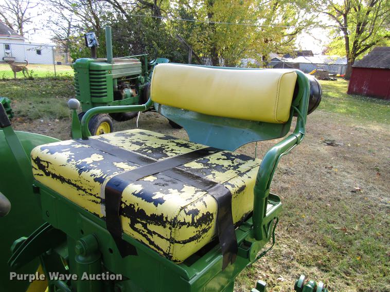 image for item FJ9555 John Deere 530 tractor