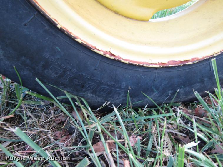 image for item FJ9555 John Deere 530 tractor