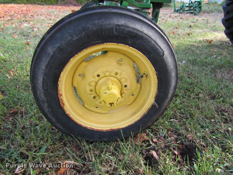 image for item FJ9555 John Deere 530 tractor