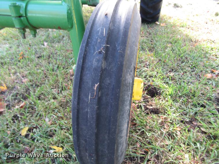 image for item FJ9555 John Deere 530 tractor