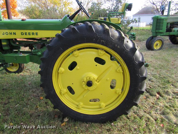 image for item FJ9555 John Deere 530 tractor