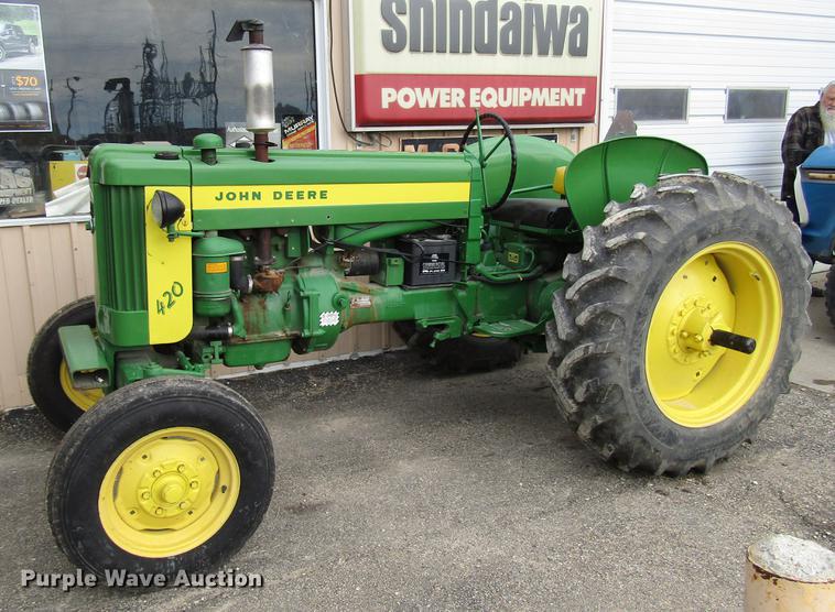 image for item FJ9559 John Deere 420 tractor