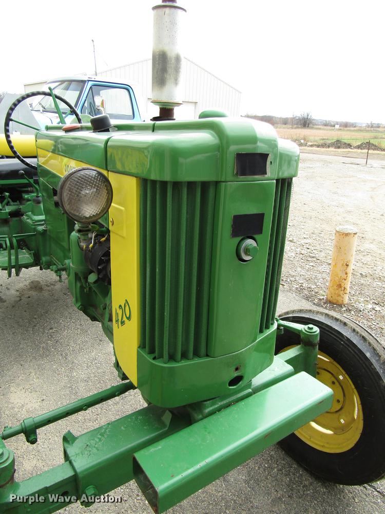 image for item FJ9559 John Deere 420 tractor