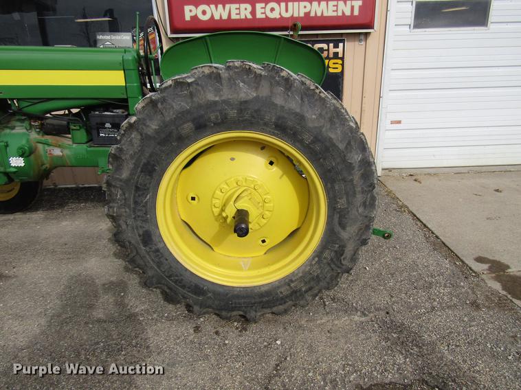 image for item FJ9559 John Deere 420 tractor