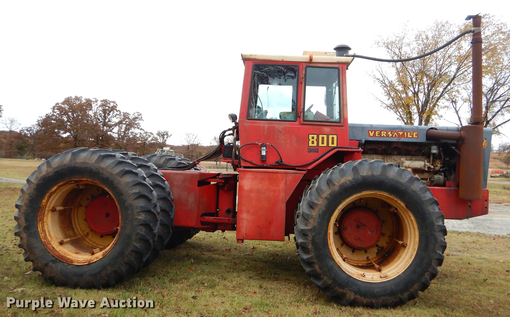 1975 Versatile 800 4WD tractor in Yale, OK | Item EW9576 sold | Purple Wave