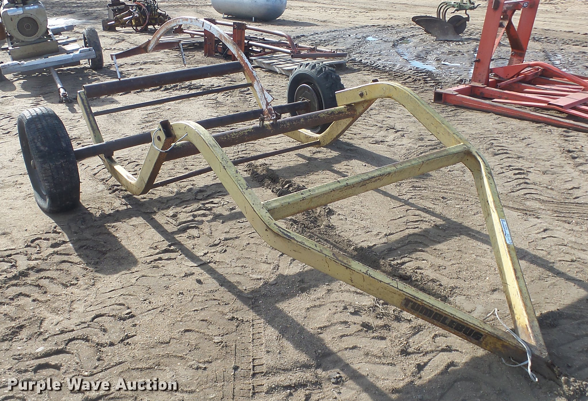 Tumblebug hay dolly in Kinsley, KS Item FI9376 sold Purple Wave