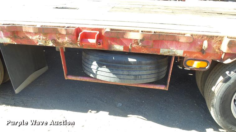 image for item DG2750 1986 Great Dane drop deck trailer