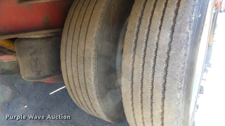 image for item DG2750 1986 Great Dane drop deck trailer