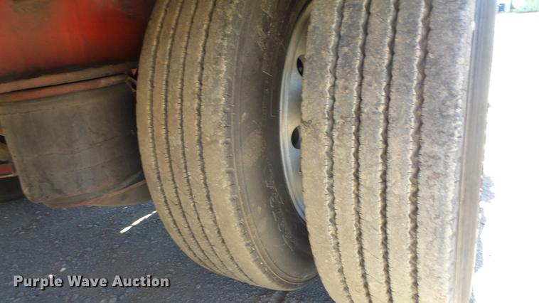 image for item DG2750 1986 Great Dane drop deck trailer