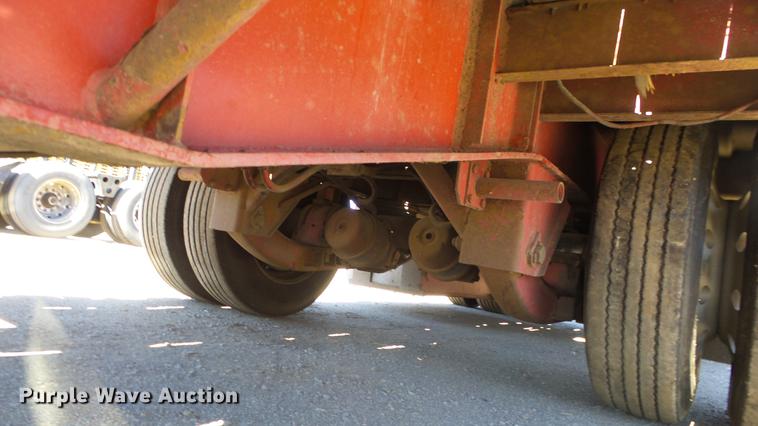 image for item DG2750 1986 Great Dane drop deck trailer