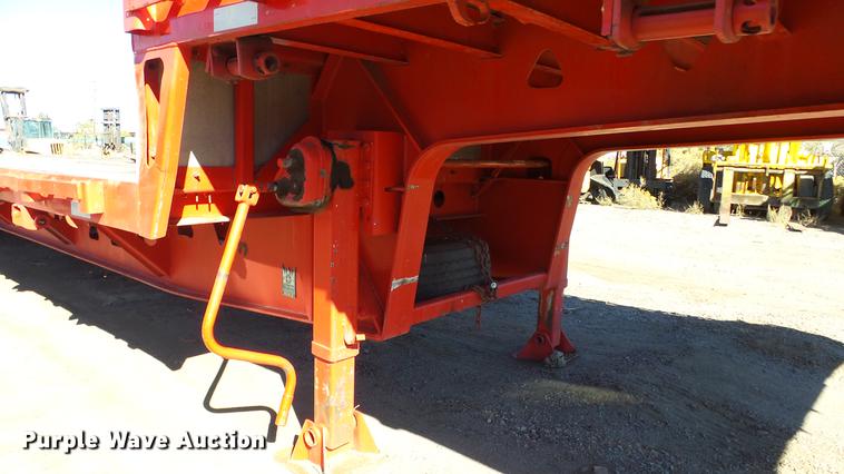 image for item DG2751 2001 Trail King TK70LCS-452 drop deck trailer