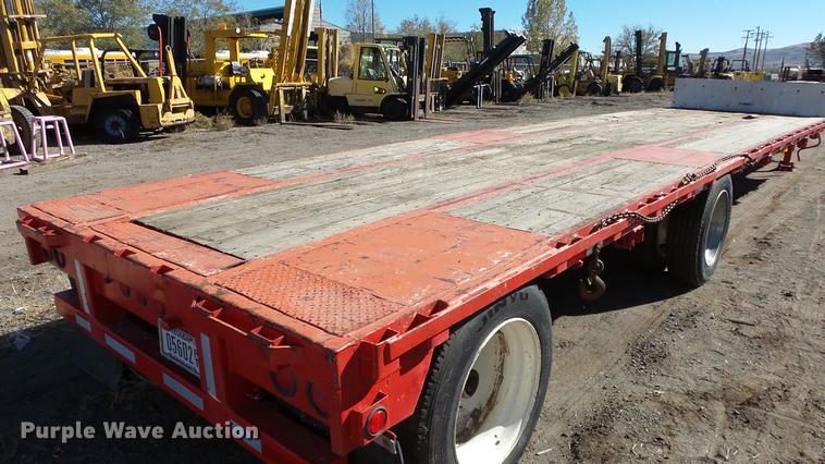 image for item DG2751 2001 Trail King TK70LCS-452 drop deck trailer