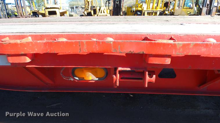 image for item DG2751 2001 Trail King TK70LCS-452 drop deck trailer