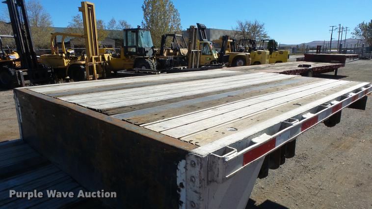 image for item DG2752 1999 Transcraft DTL2000 drop deck trailer