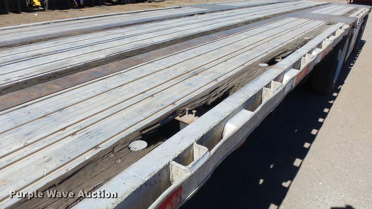 image for item DG2752 1999 Transcraft DTL2000 drop deck trailer