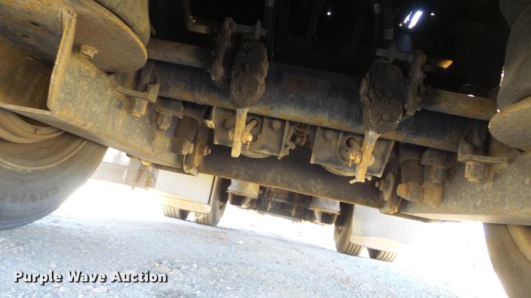 image for item DG2752 1999 Transcraft DTL2000 drop deck trailer