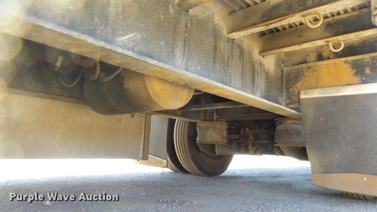 image for item DG2752 1999 Transcraft DTL2000 drop deck trailer