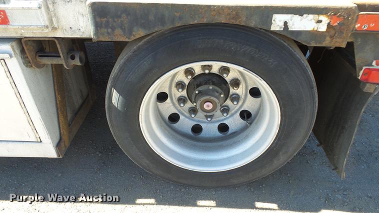 image for item DG2752 1999 Transcraft DTL2000 drop deck trailer