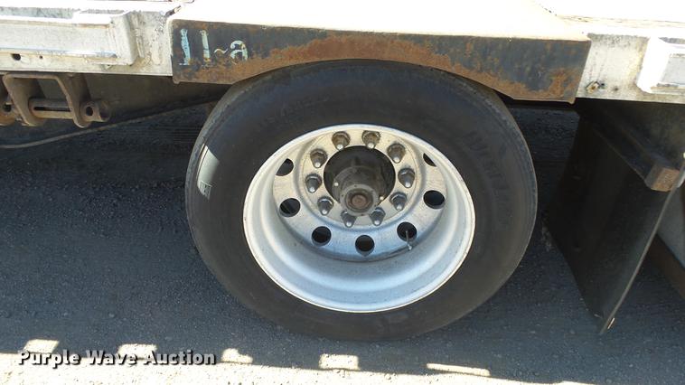 image for item DG2752 1999 Transcraft DTL2000 drop deck trailer