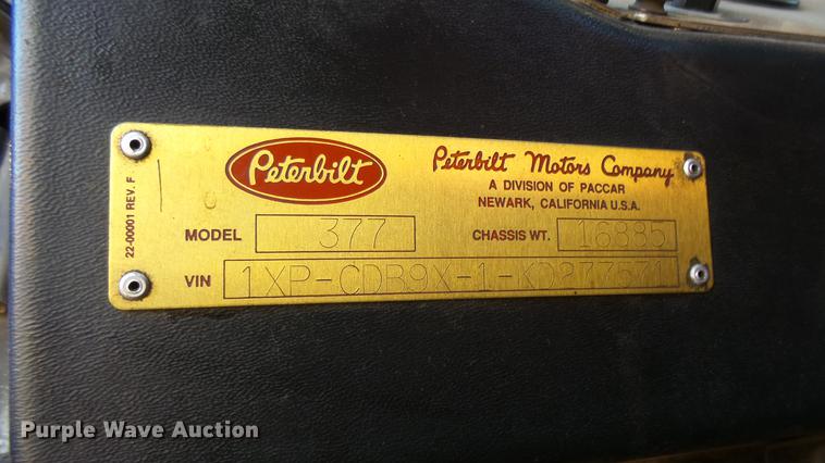 image for item DG2754 1989 Peterbilt 377 rollback truck