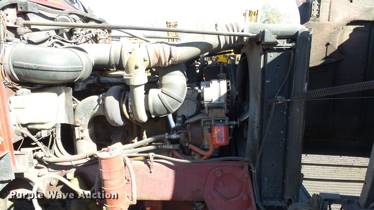image for item DG2754 1989 Peterbilt 377 rollback truck