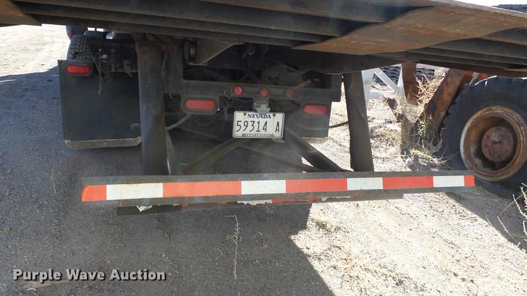 image for item DG2754 1989 Peterbilt 377 rollback truck