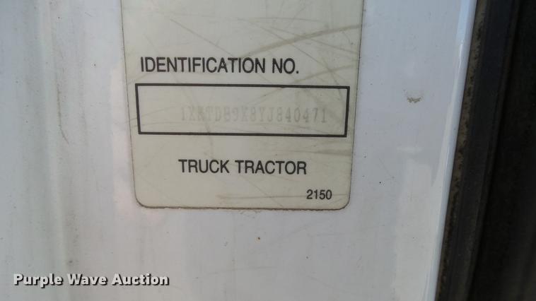 image for item DG2755 2000 Kenworth T2000 semi truck