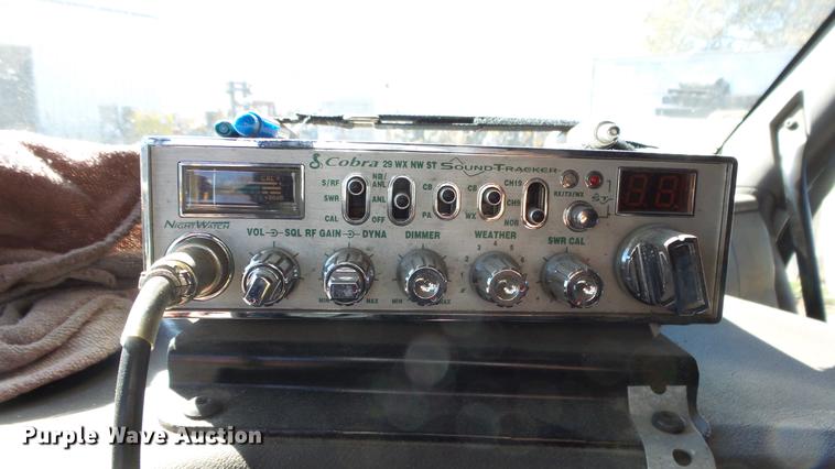 image for item DG2755 2000 Kenworth T2000 semi truck