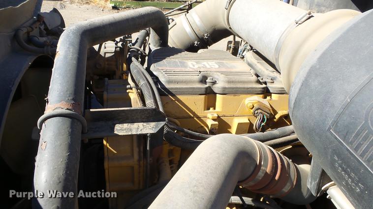 image for item DG2755 2000 Kenworth T2000 semi truck