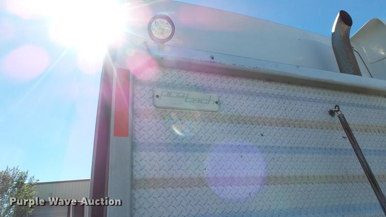 image for item DG2755 2000 Kenworth T2000 semi truck