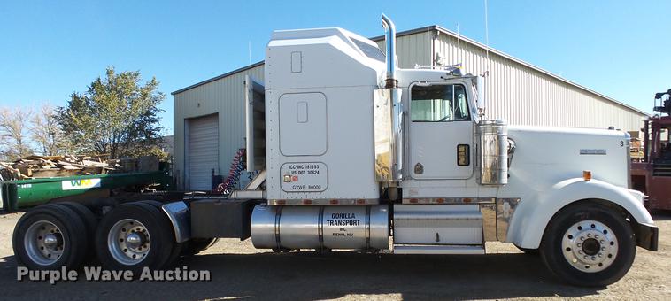 image for item DG2756 1993 Kenworth W900 semi truck