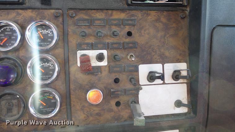 image for item DG2756 1993 Kenworth W900 semi truck