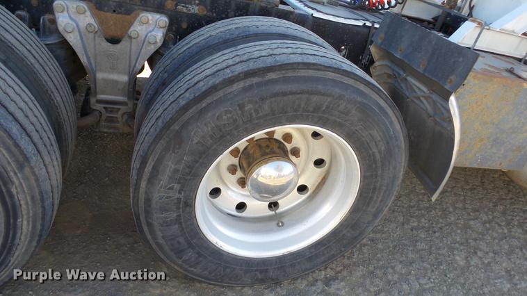 image for item DG2756 1993 Kenworth W900 semi truck