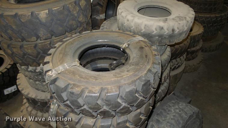 image for item FI9253 Approximately 230 tires