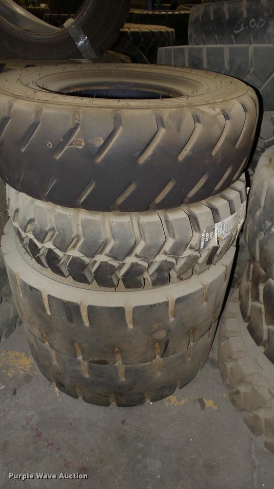 image for item FI9253 Approximately 230 tires