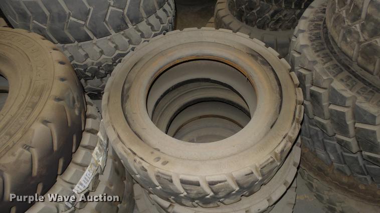 image for item FI9253 Approximately 230 tires
