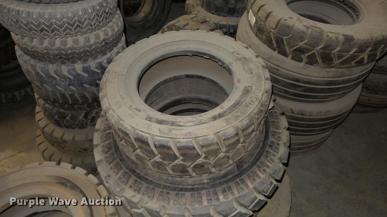 image for item FI9253 Approximately 230 tires