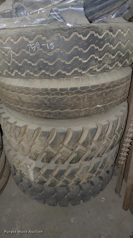 image for item FI9253 Approximately 230 tires