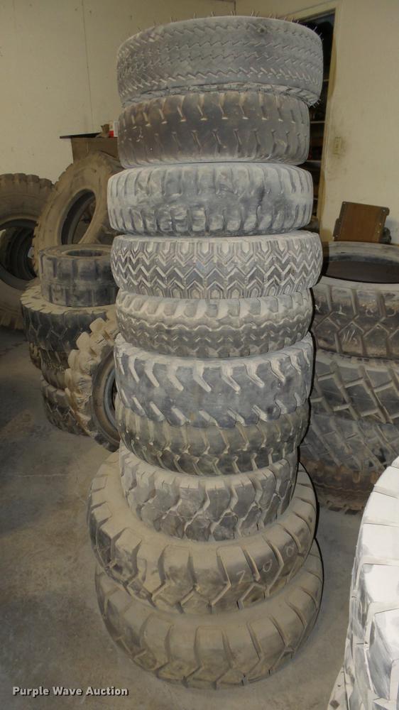 image for item FI9253 Approximately 230 tires