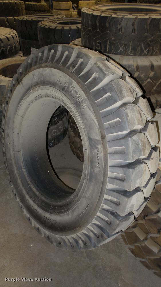 image for item FI9253 Approximately 230 tires