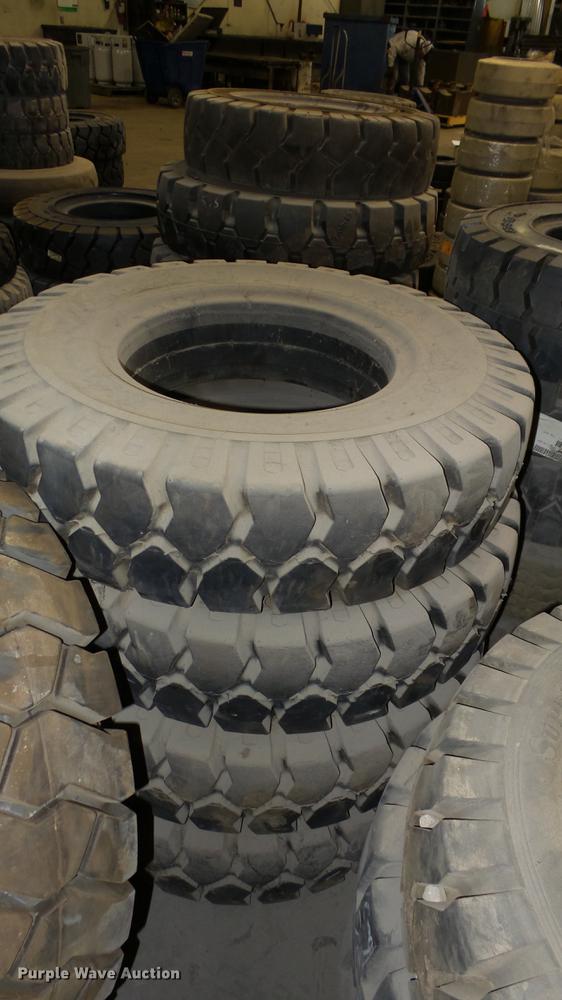 image for item FI9253 Approximately 230 tires