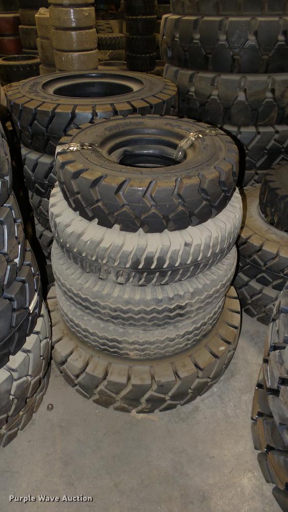 image for item FI9253 Approximately 230 tires