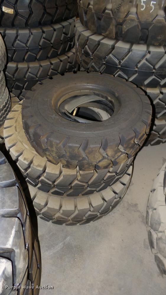 image for item FI9253 Approximately 230 tires