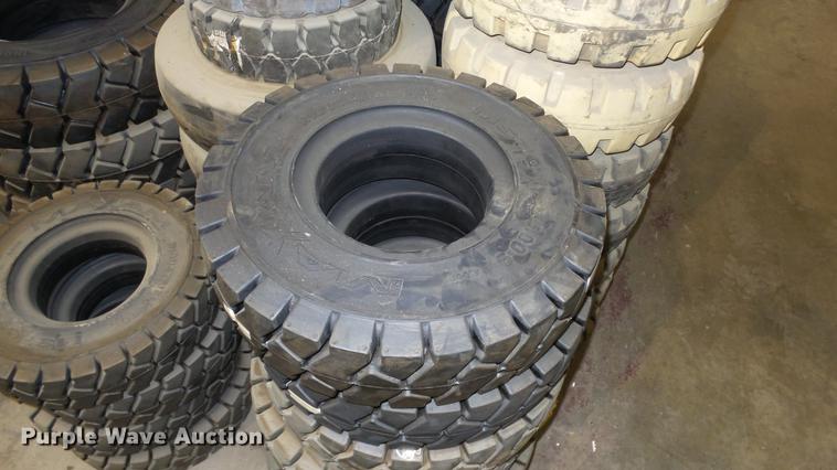 image for item FI9253 Approximately 230 tires